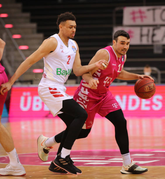 但舍夫勒似 但舍夫勒似